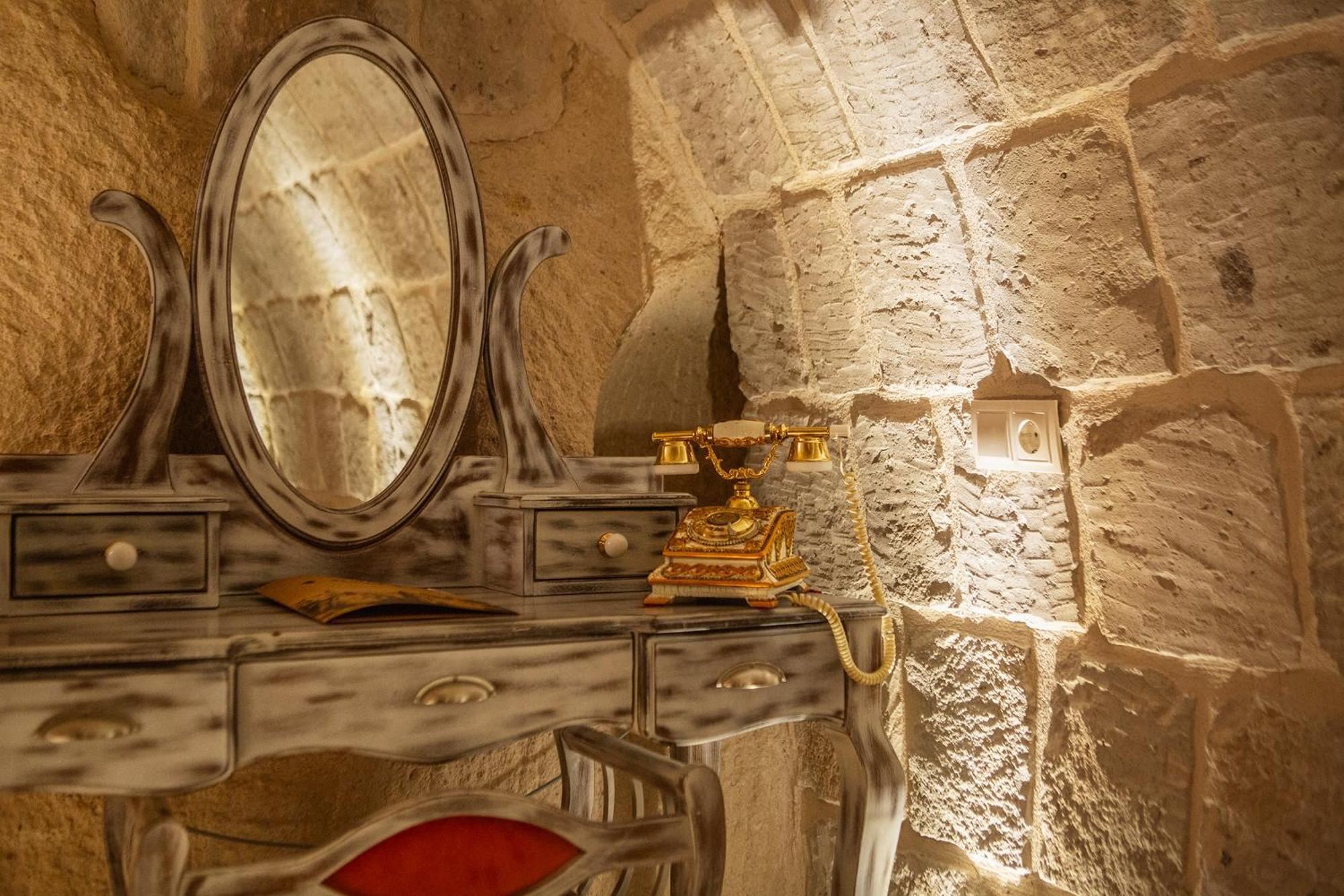 Karlık Cave Suite Cappadocia Üçhisar Esterno foto